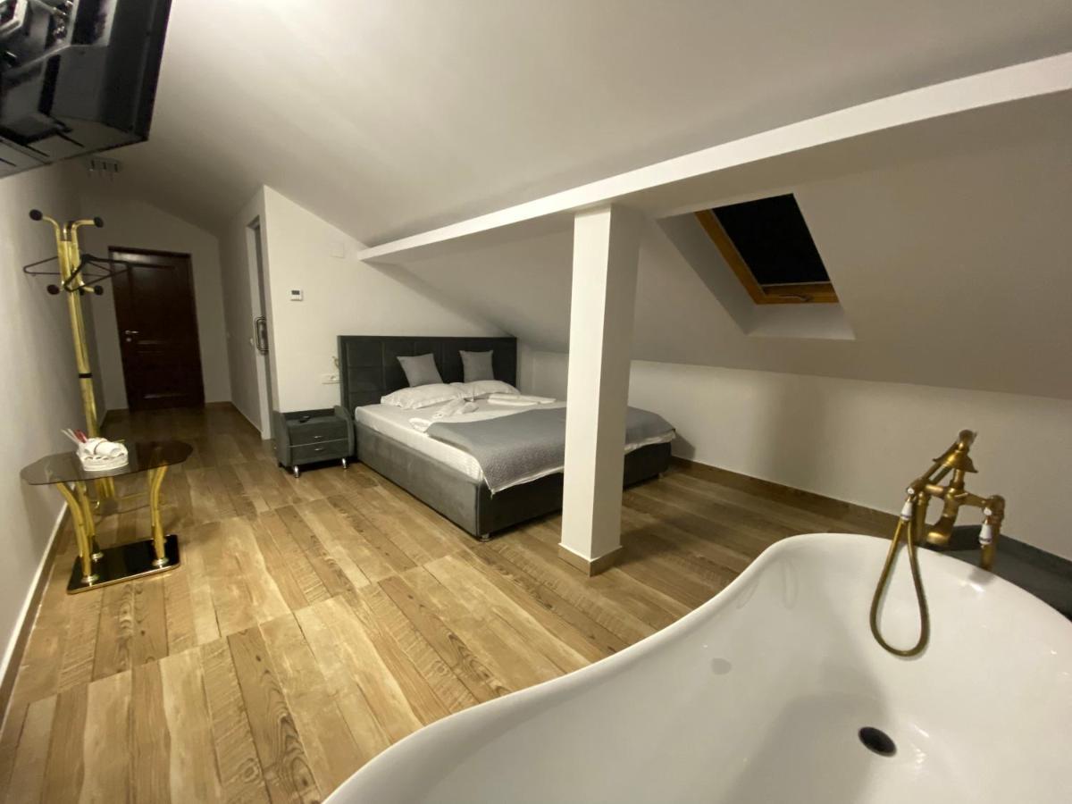 Chalet Jolie Luxury Vila Sinaia Exterior foto
