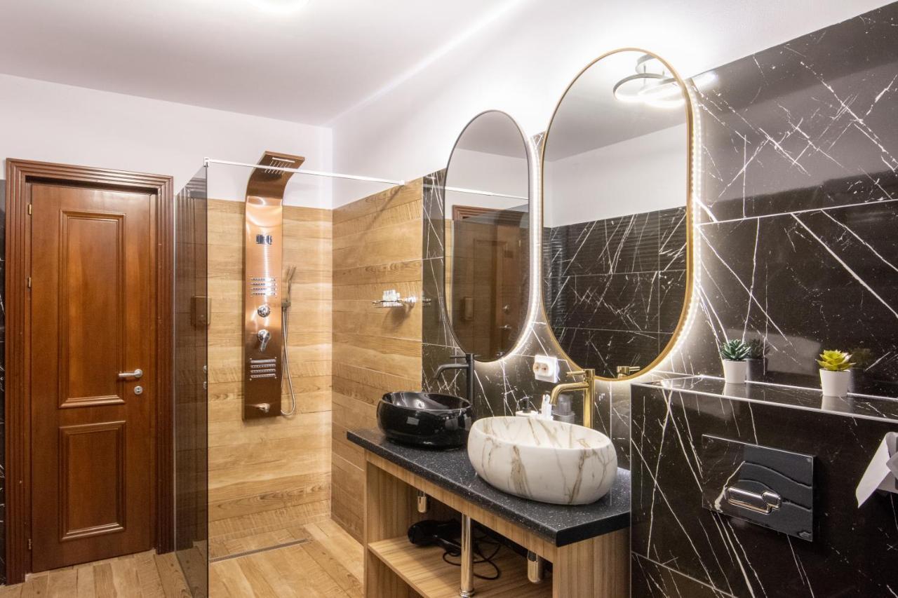 Chalet Jolie Luxury Vila Sinaia Exterior foto